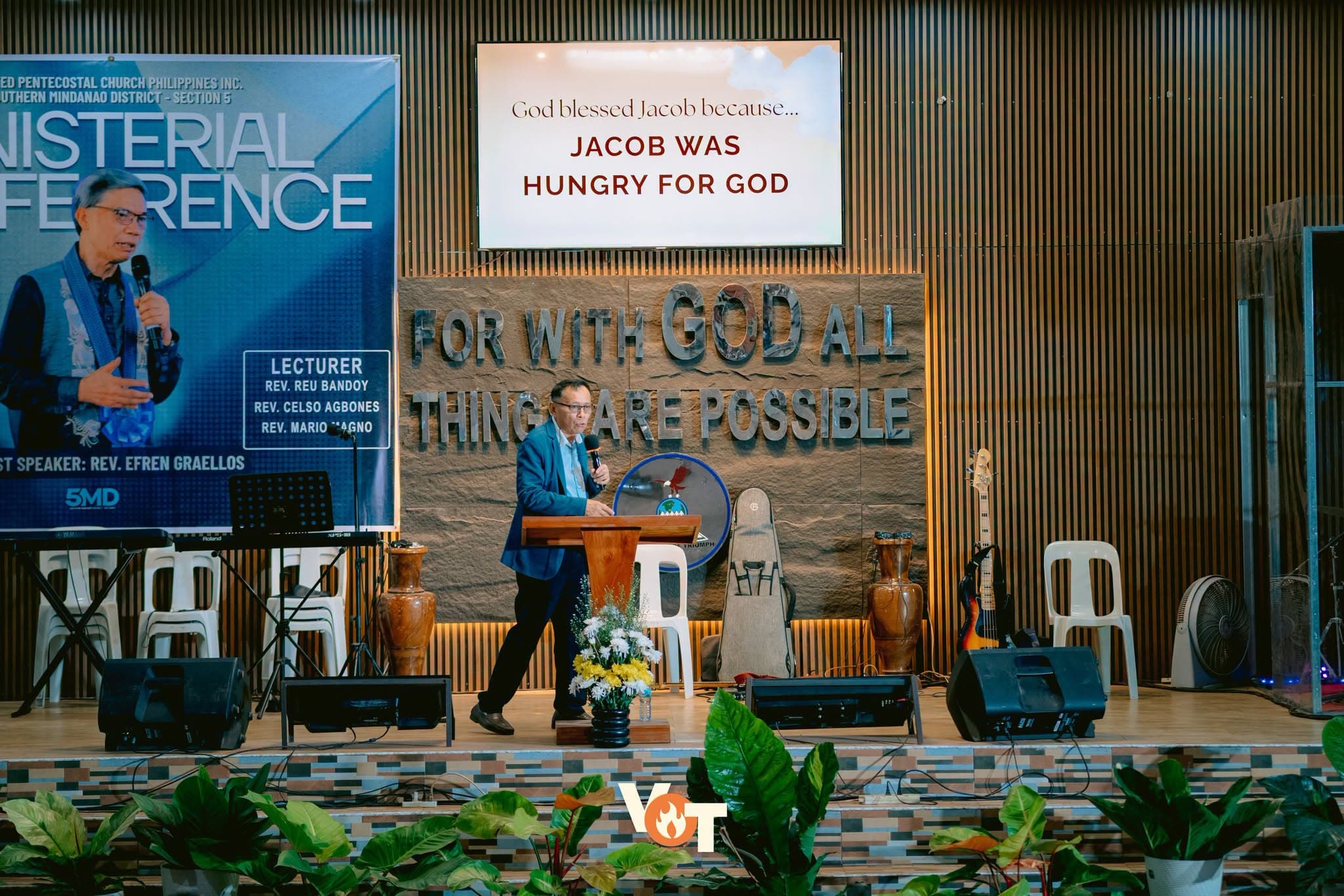 A guest speaker at a district ministerial conference hosted at UPC VOT Mintal